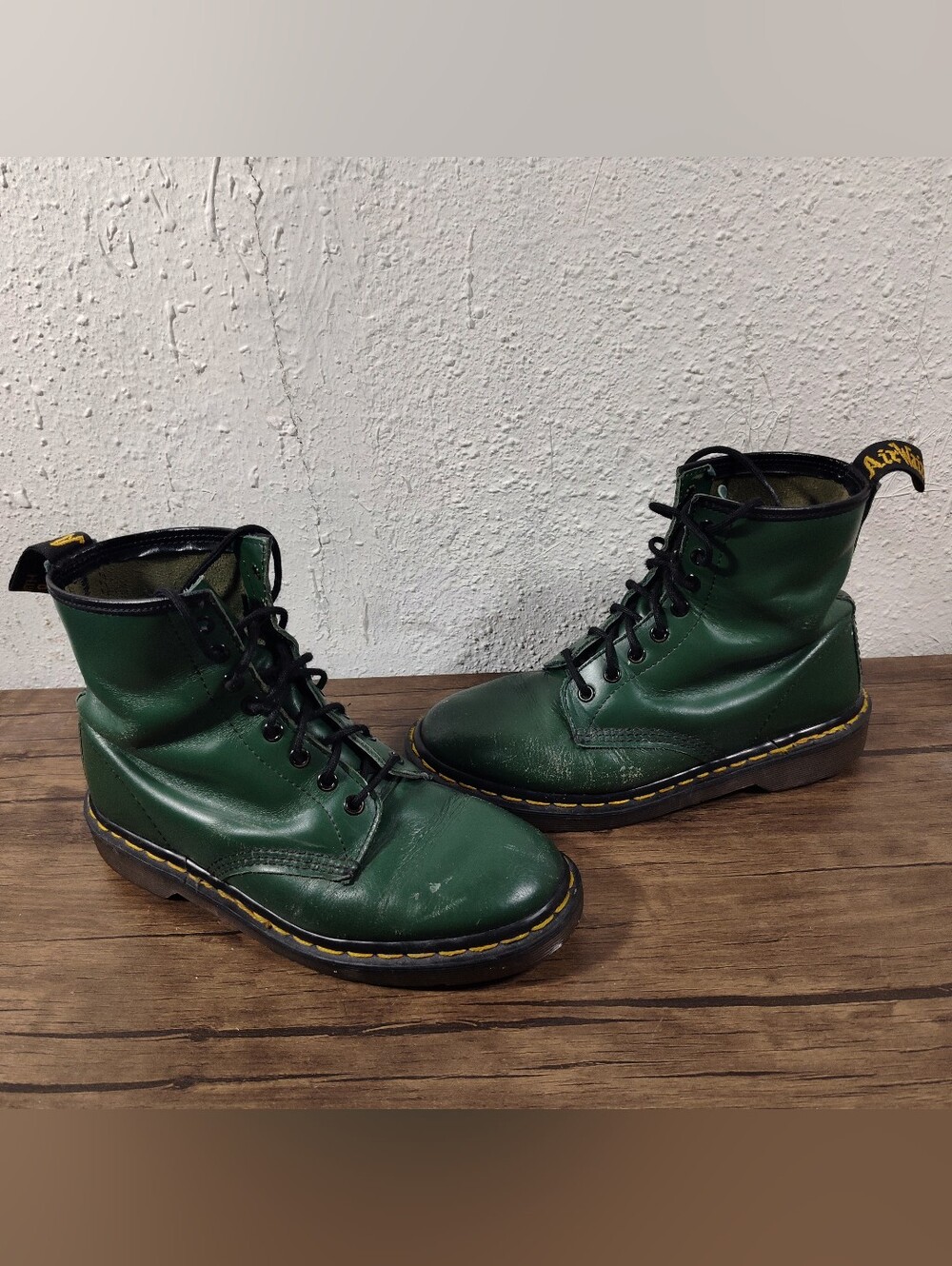 Vtg Dr. Martens 1460 Boot UK 6 US Men's 7 Women's 8 Green Leather England